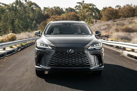 LEXUS RX 450h+ NAJOSZCZĘDNIEJSZĄ HYBRYDĄ W HISTORII MODELU